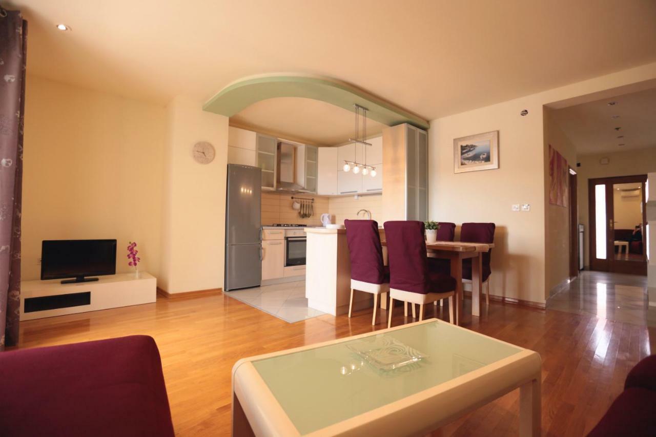 Apartman Vrsalović Sumartin Bagian luar foto