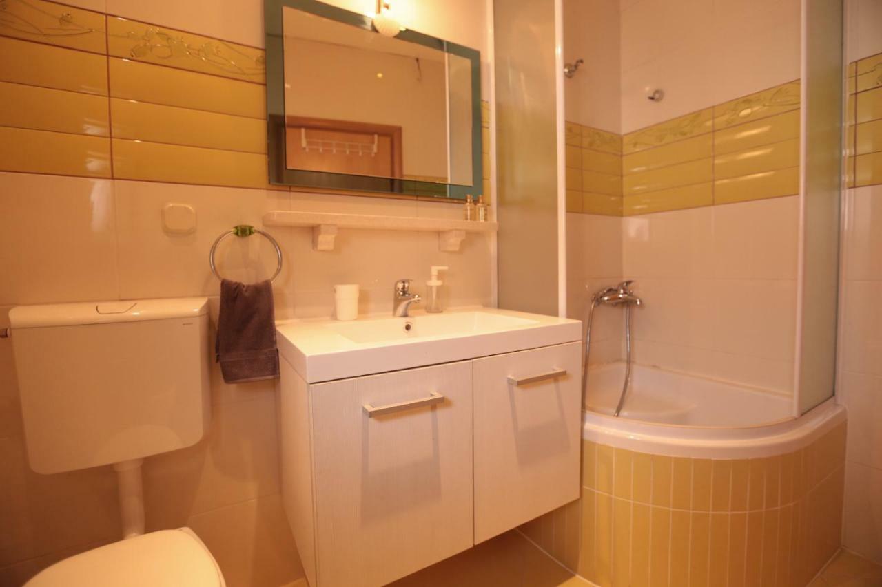 Apartman Vrsalović Sumartin Bagian luar foto